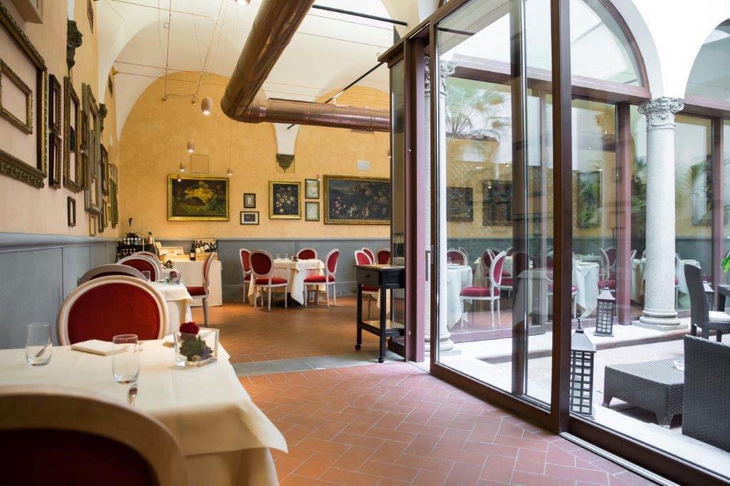 Hotel Bernini Palace Florenţa Exterior foto Restaurant