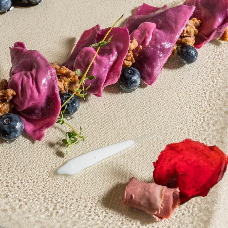 Hotel Bernini Palace Florenţa Exterior foto A purple potato gnocchi
