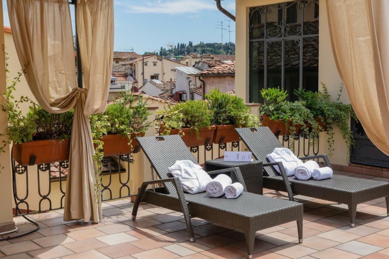 Hotel Bernini Palace Florenţa Exterior foto Rooftop terrace